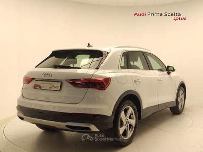 Audi Q3 2.0 35 TDI S Tronic Bianco usata Avellino