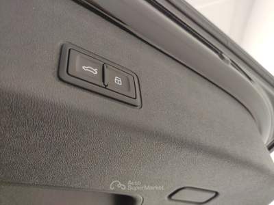 Audi Q3 TDI 110 kW S tronic S Line Edition Nero usata Avellino