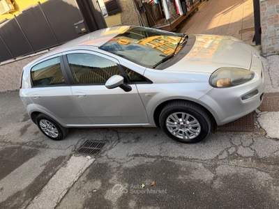 Fiat Punto 5 porte Natural Power Easy Argento usata Napoli
