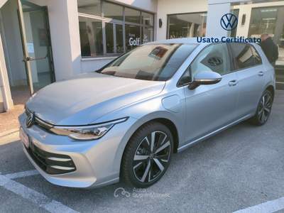 Volkswagen Golf 1.5 TSI eHybrid Edition Plus DSG usata Avellino