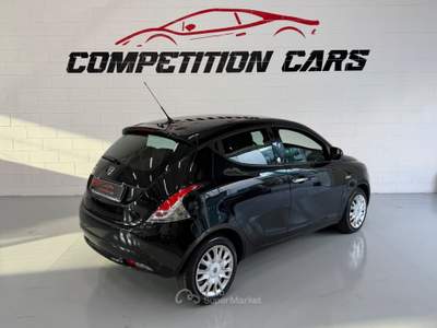 Lancia Ypsilon 5 porte GPL Ecochic Silver Nero usata Torino