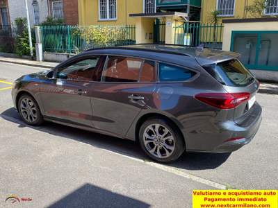 Ford Focus Focus SW 1.0 ecoboost h ST-Line  Design 125cv powershift Grigio usata Buccinasco