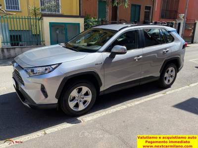 Toyota RAV4 2.5 vvt-ie h Business 2wd 218cv e-cvt Argento usata Buccinasco Toyota RAV4 2.5 vvt-ie h Business 2wd 218cv e-cvt Argento usata Buccinasco