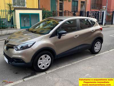 Renault Captur 0.9 tce Life (wave) 90cv E6 Bianco usata Buccinasco