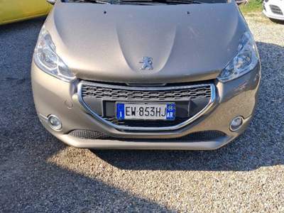 Peugeot 208 208 1.2 benzina  Bronzo usata Prato