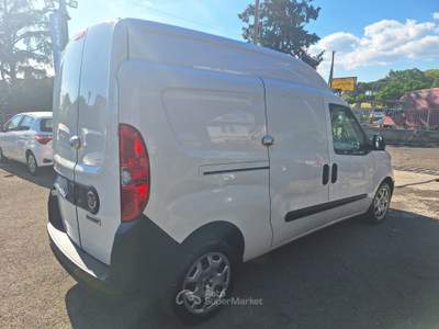 Fiat Doblò Doblo Doblò 1.6 MJT 105CV S&S Maxi Tetto Alto Bianco usata Castel Gandolfo