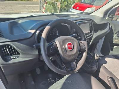 Fiat Doblò Doblo Doblò 1.6 MJT 105CV S&S Maxi Tetto Alto Bianco usata Castel Gandolfo