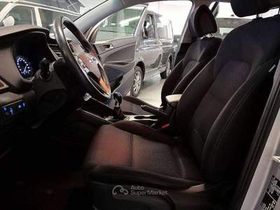 Hyundai Tucson 1.7 CRDI XPOSSIBLE 19" CAMERA *CAMBIO NUOVO* Argento usata Creazzo