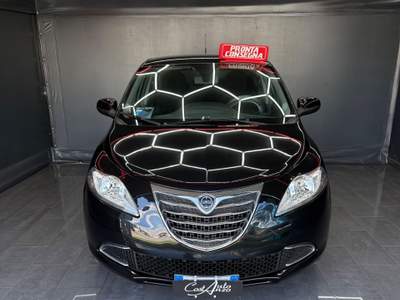 Lancia Ypsilon 1.2 Benzina Platinum 2014 Nero usata Teverola