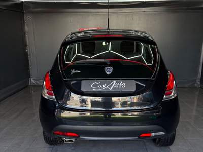 Lancia Ypsilon 1.2 Benzina Platinum 2014 Nero usata Teverola