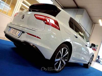 Volkswagen Golf 1.5 TSI eHybrid 204cv DSG 18" LED CAMERA ACC Argento usata Creazzo