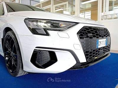 Audi A3 SPORTBACK 40 2.0 TDI 200CV SLINE QUATTRO 19" IDENTITY BLACK Bianco usata Creazzo