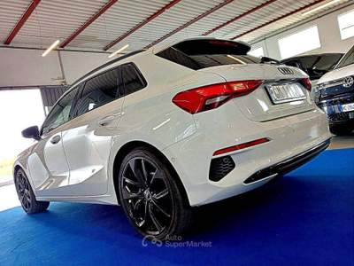 Audi A3 SPORTBACK 40 2.0 TDI 200CV SLINE QUATTRO 19" IDENTITY BLACK Bianco usata Creazzo