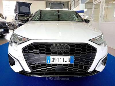 Audi A3 SPORTBACK 40 2.0 TDI 200CV SLINE QUATTRO 19" IDENTITY BLACK Bianco usata Creazzo