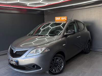 Lancia Ypsilon 1.2 GPL Ecochic Gold 12/2018 Grigio usata Teverola
