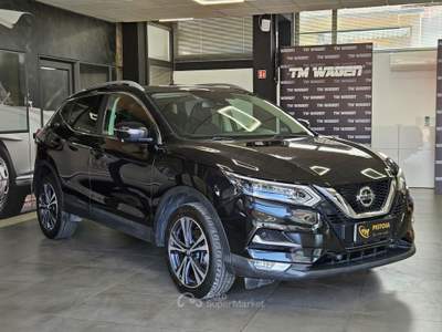 Nissan Qashqai Nissan Qashqai 1.2 Visia 115cv - TETTO PANORAMICO - NEOPATENTATI Nero usata Pistoia