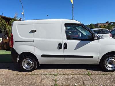Fiat Doblò Doblo Doblò 1.6 MJT 105CV S&S PC-TN Cargo Business Bianco usata Pomezia