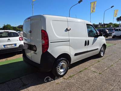 Fiat Doblò Doblo Doblò 1.6 MJT 105CV S&S PC-TN Cargo Business Bianco usata Pomezia