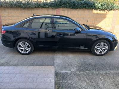 Audi A4 null usata Locri