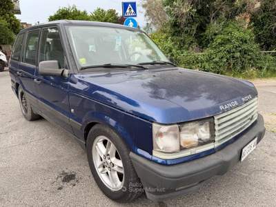 Land Rover Range Rover Range 2.5 turbodiesel 5 porte DT Blu/Azzurro usata Carrara
