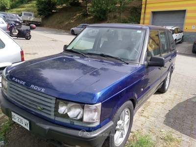 Land Rover Range Rover Range 2.5 turbodiesel 5 porte DT Blu/Azzurro usata Carrara