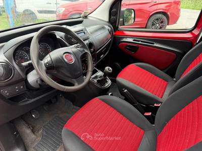 Fiat QUBO 75 CV Trekking Rosso usata Carrara