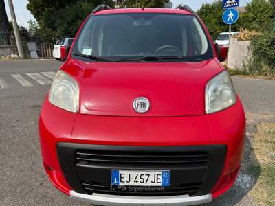 Fiat QUBO 75 CV Trekking Rosso usata Carrara