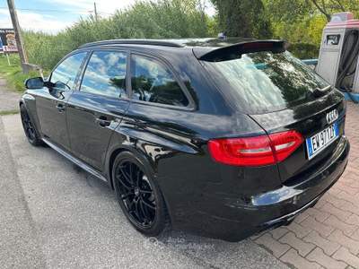 Audi A4 RS 4 Avant 4.2 V8 FSI quattro S tronic Nero usata Carrara