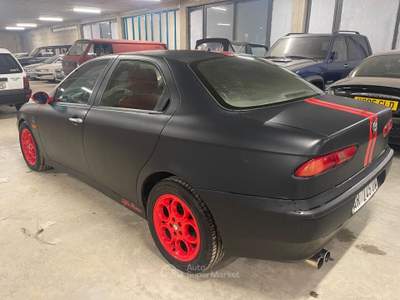 Alfa Romeo 156 1.8i 16V Twin Spark cat Nero usata Carrara