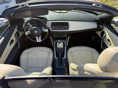 BMW Z4 2.5i cat Roadster Argento usata Carrara