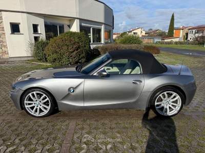 BMW Z4 2.5i cat Roadster Argento usata Carrara