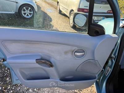 Citroen C3 Elegance Blu/Azzurro usata Carrara
