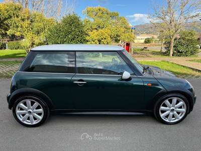MINI 1.5 Cooper D Hype 5 1.6 16V Cooper Verde usata Carrara
