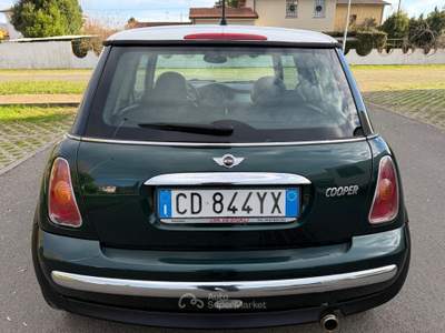 MINI 1.5 Cooper D Hype 5 1.6 16V Cooper Verde usata Carrara