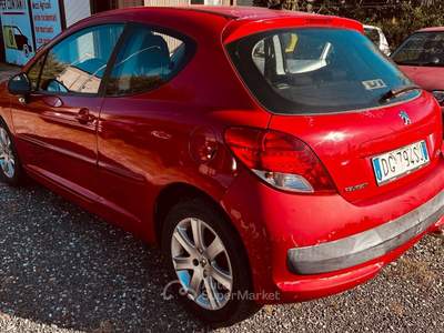 Peugeot 207 3p. XS Rosso usata Carrara