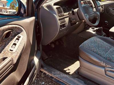 Suzuki Grand Vitara 16V cat 3 porte Cabriolet Blu/Azzurro usata Carrara