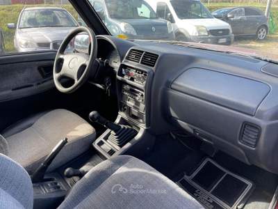 Suzuki Vitara 2.0i V6 24V cat S.W. JLX P.Pack Rosso usata Carrara