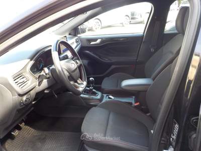 Ford Focus 1.5 EcoBlue 120 CV 5p. ST-Line Nero usata TORRE DEL GRECO