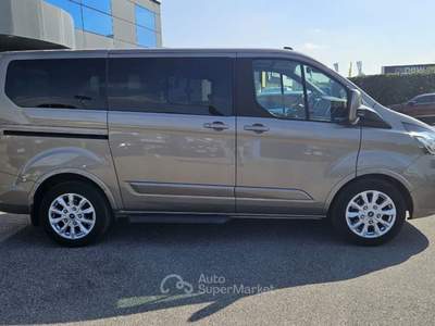 Ford Tourneo Custom 320 2.0 EcoBlue 130CV MHEV TITANIUM Grigio usata Lucca