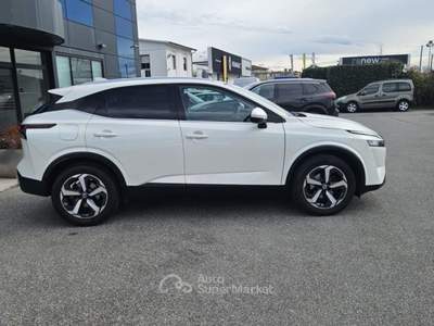 Nissan Qashqai MHEV 158 CV Xtronic N-Connecta Bianco usata Lucca
