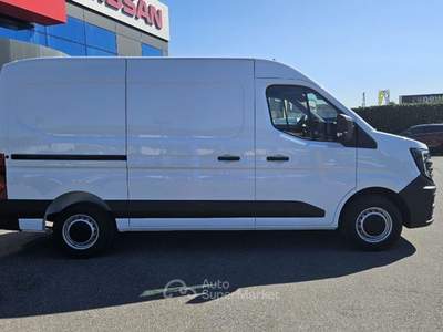 Nissan Interstar 35 2.0 dCi 130CV PL-TA N-Connecta Furgone Bianco usata Lucca