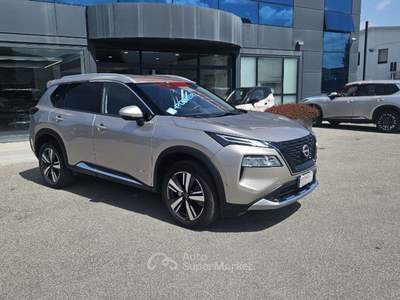 Nissan X-Trail e-Power 2WD 5 posti Tekna Argento usata Lucca