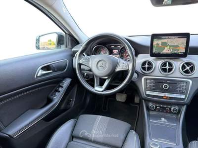 Mercedes-Benz GLA Gla 220 d sport 4matic 170cv auto Bianco usata Rivoli
