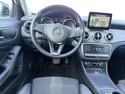 Mercedes-Benz GLA Gla 220 d sport 4matic 170cv auto Bianco usata Rivoli
