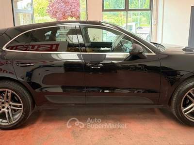 Porsche Macan CAMBIO AUT.4X4 Benz.2.0 CV 252 Km 12 usata Montelabbate