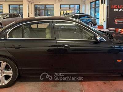 Jaguar S-Type Diesel 2700 CAMBIO AUT. CV 207 con K usata Montelabbate