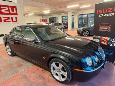 Jaguar S-Type Diesel 2700 CAMBIO AUT. CV 207 con K usata Montelabbate