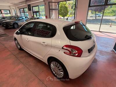 Peugeot 208 Diesel 1.4 HDi CV 68 KW 50 Per NEOPATE usata Montelabbate