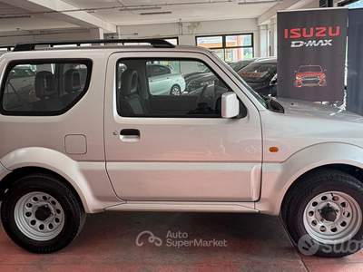 Suzuki Jimny JIMMY CAMBIO AUT. Benz.1.3 4WD 4X4 CV 85 Km usata Montelabbate
