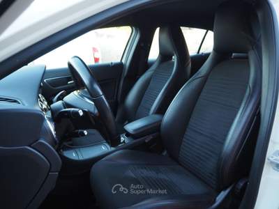 Mercedes-Benz GLA CDI Automatic 4Matic Premium Bianco usata Bari